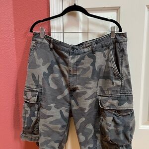 Levi's camouflage, gray and green Cargo Shorts Durable Cotton Casual 36W